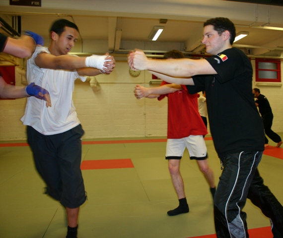 Krav Maga Adr&eAcute;naline Bruxelles - Mars 2010